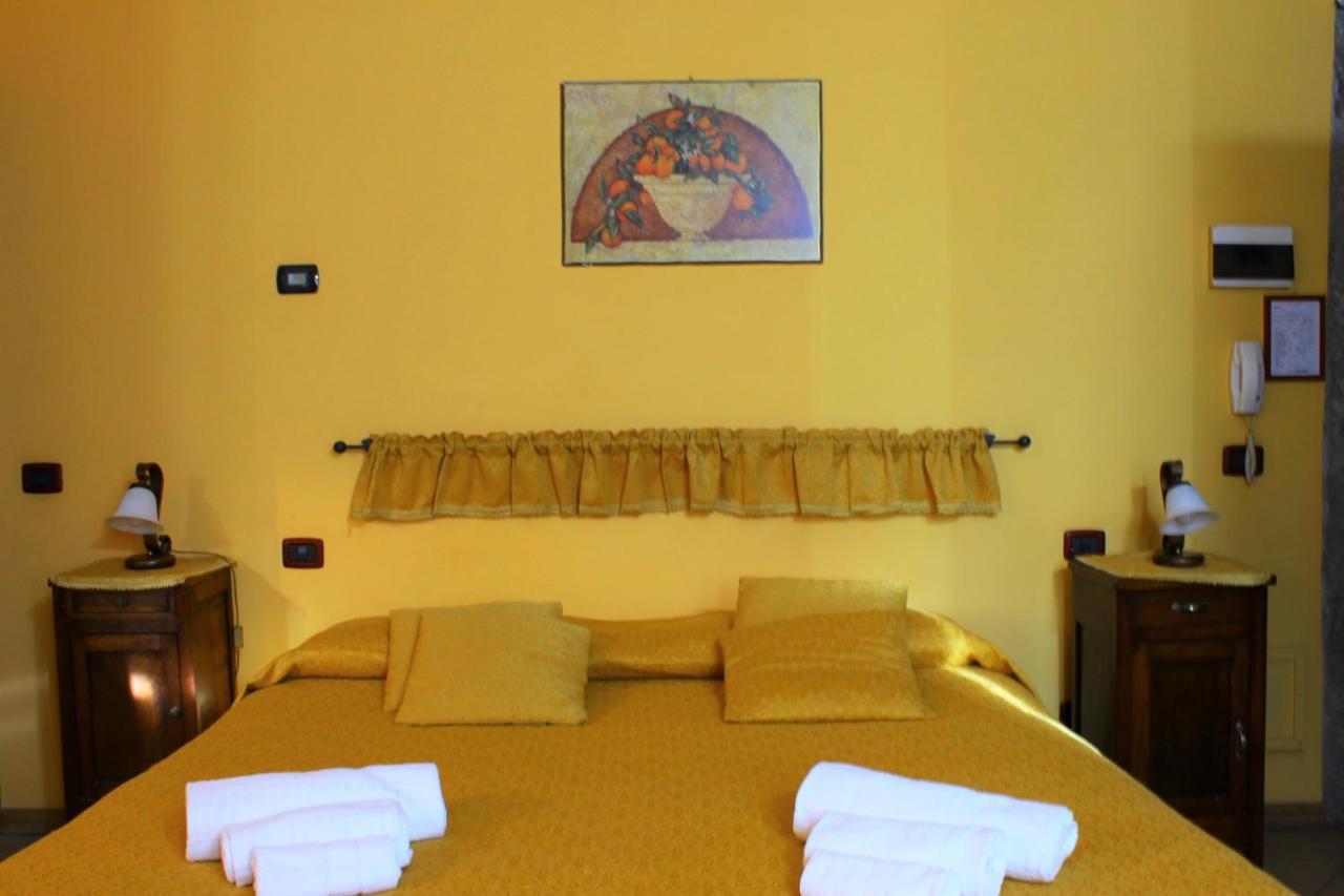 I Due Monaci Hotel Domodossola Bagian luar foto