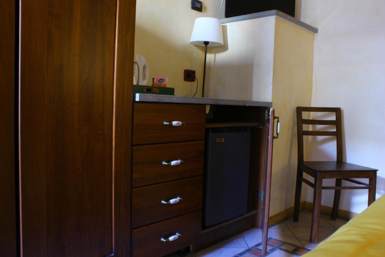 I Due Monaci Hotel Domodossola Bagian luar foto